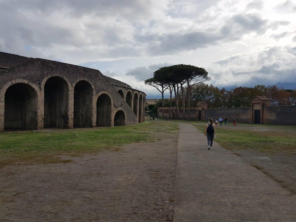 Le grand amphithéâtre de Pompéi, où en 1971, le groupe anglais Pink Floyd enregistra son célèbre « Live at Pompei".