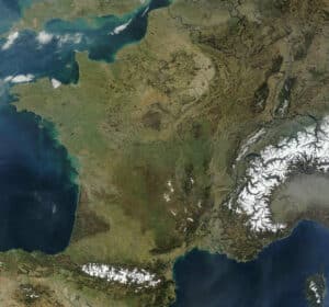 Lire la suite à propos de l’article Carte satellite de la France