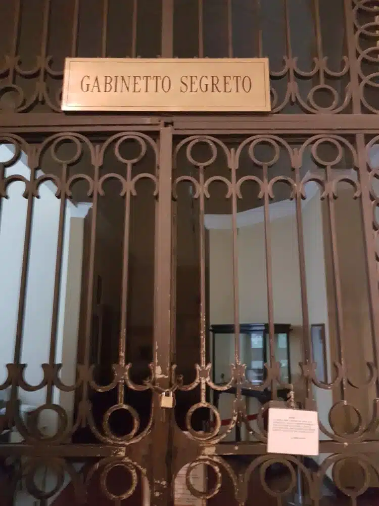 Gabinetto Segreto (musée archéologique national de Naples)