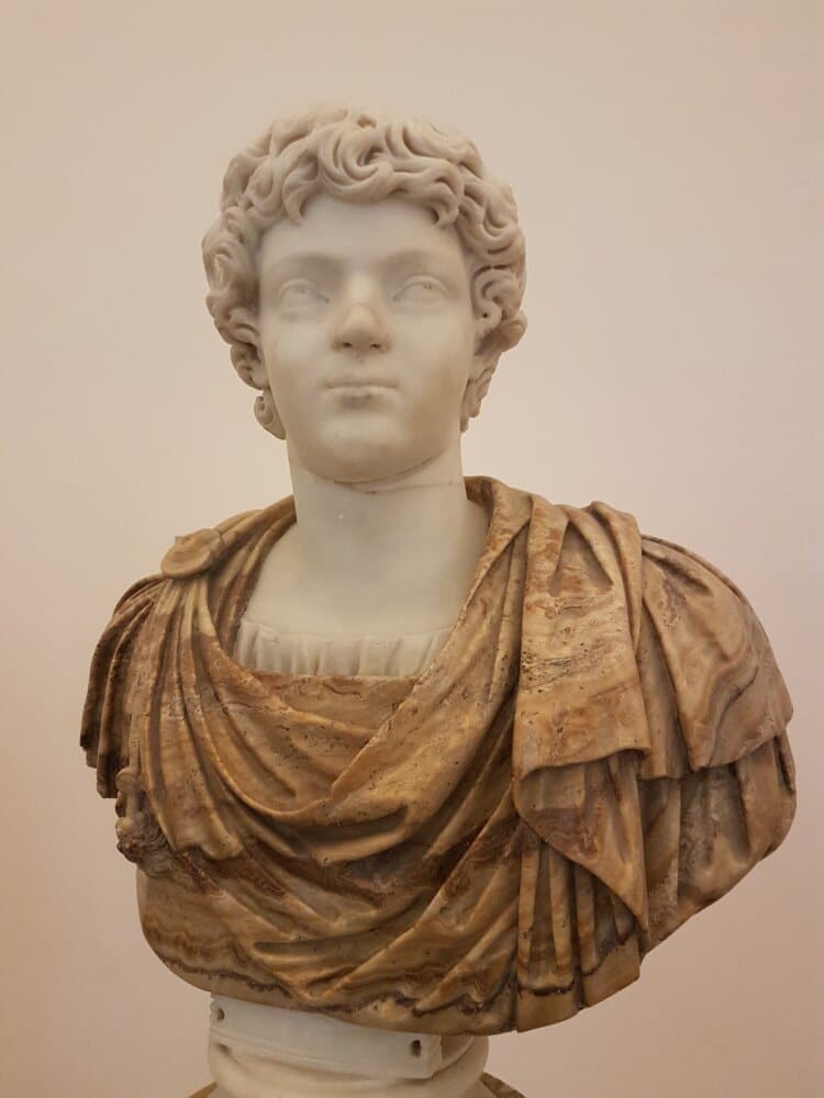 Buste de Marc-Aurèle (jeune), l'empereur philosophe (musée archéologique national de Naples)